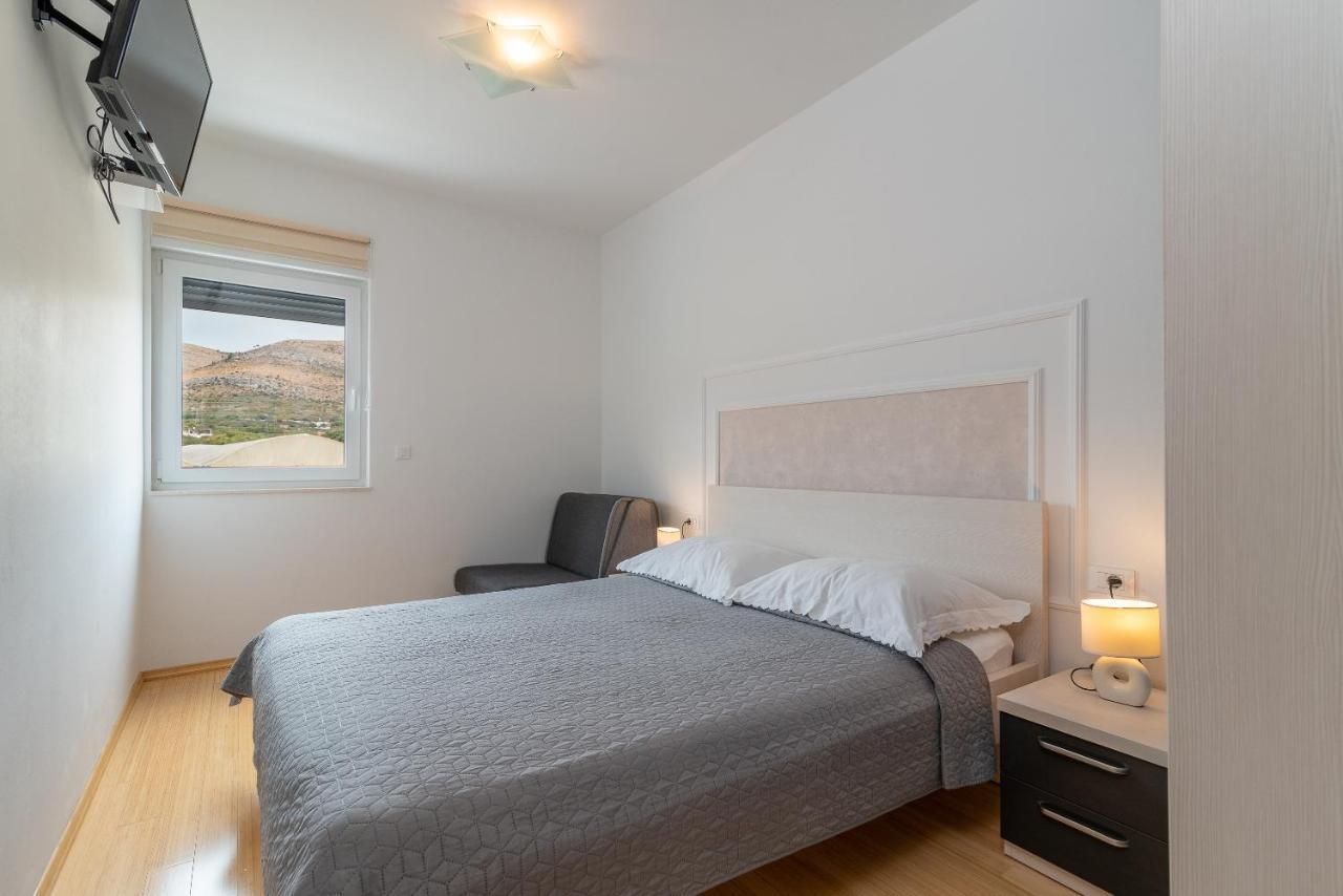 Apartman Lorena Trogir Kültér fotó