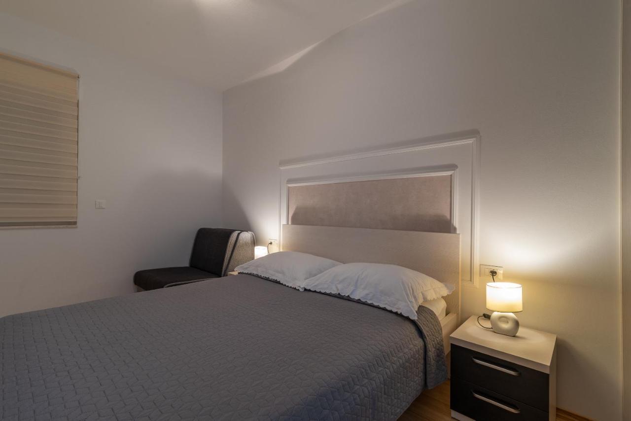 Apartman Lorena Trogir Kültér fotó